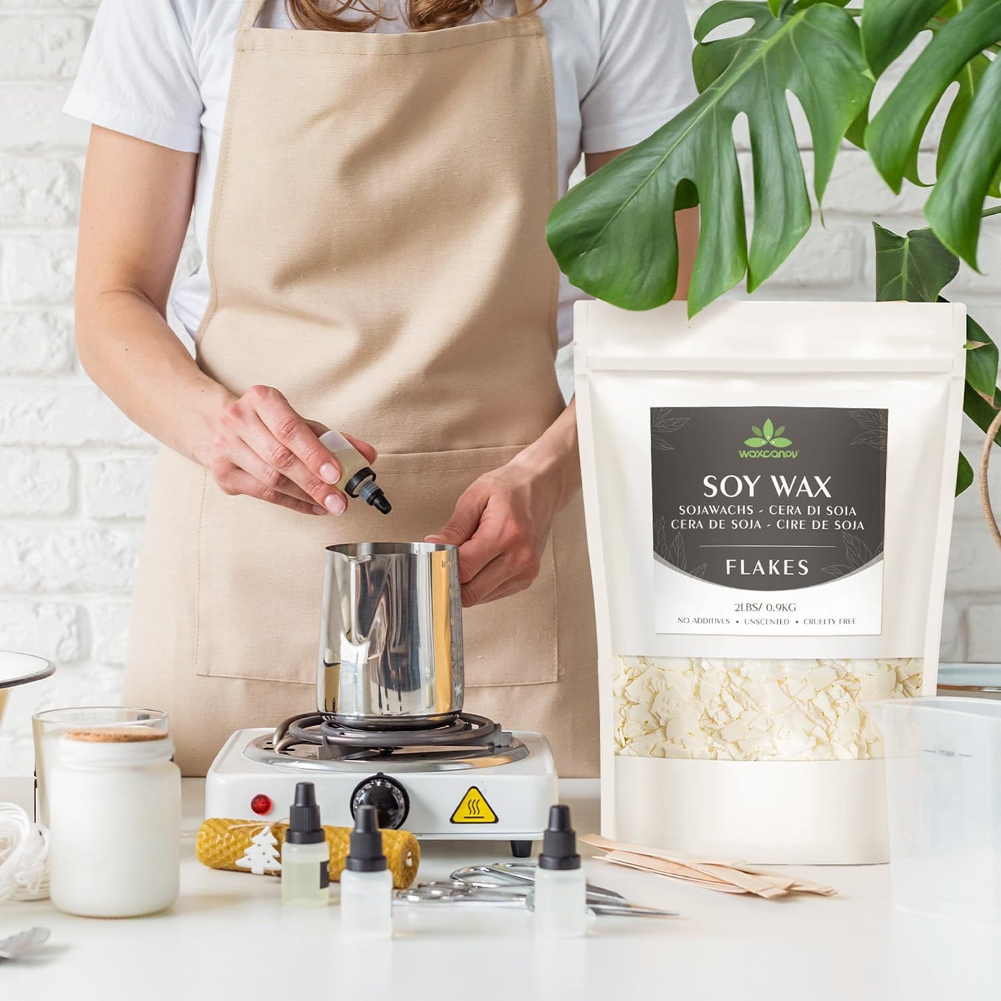 Soy Wax Flakes, Waxcanpy Natural Candle Wax, Organic Soy Wax for Candle Making from Farm, No Additives, Harmless and Pure (2lb)