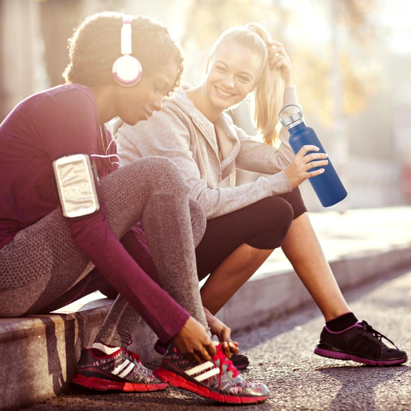 Neihepal 20 oz Insulated Water Bottles Bulk 2 Pack,Stainless Steel Double Wall Sport Bottle with Lid of Handle,Metal Reusable Thermoses Flask with Cup Cap for School,Cyclists,Gift (Navy,Set of 2)