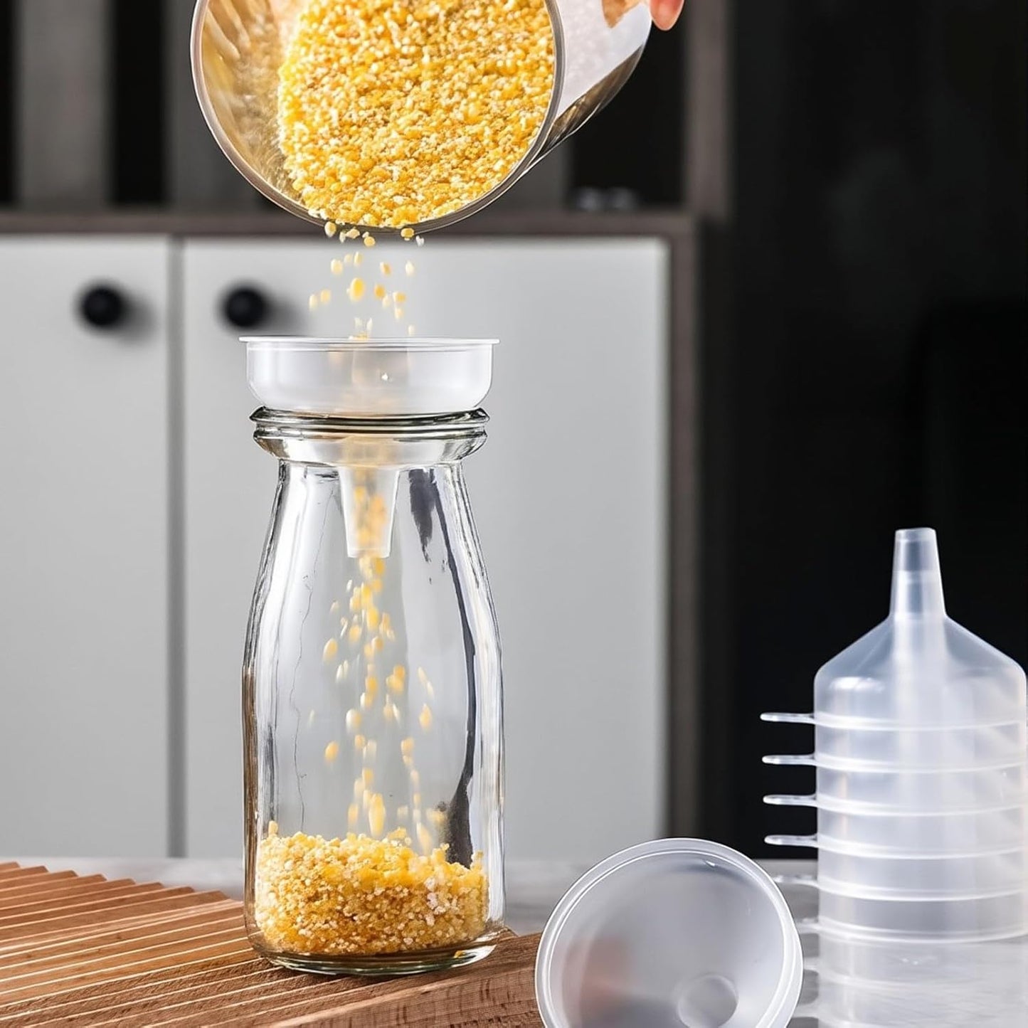 8PCS Mini Clear Funnels for Filling Bottle, Kitchen Small Funnel/Plastic Funnel for Filling Water, Mini Funneling for Science Lab Bottle, Sand Art, Perfumes, Spices, Powder, Essential Oils, Rice