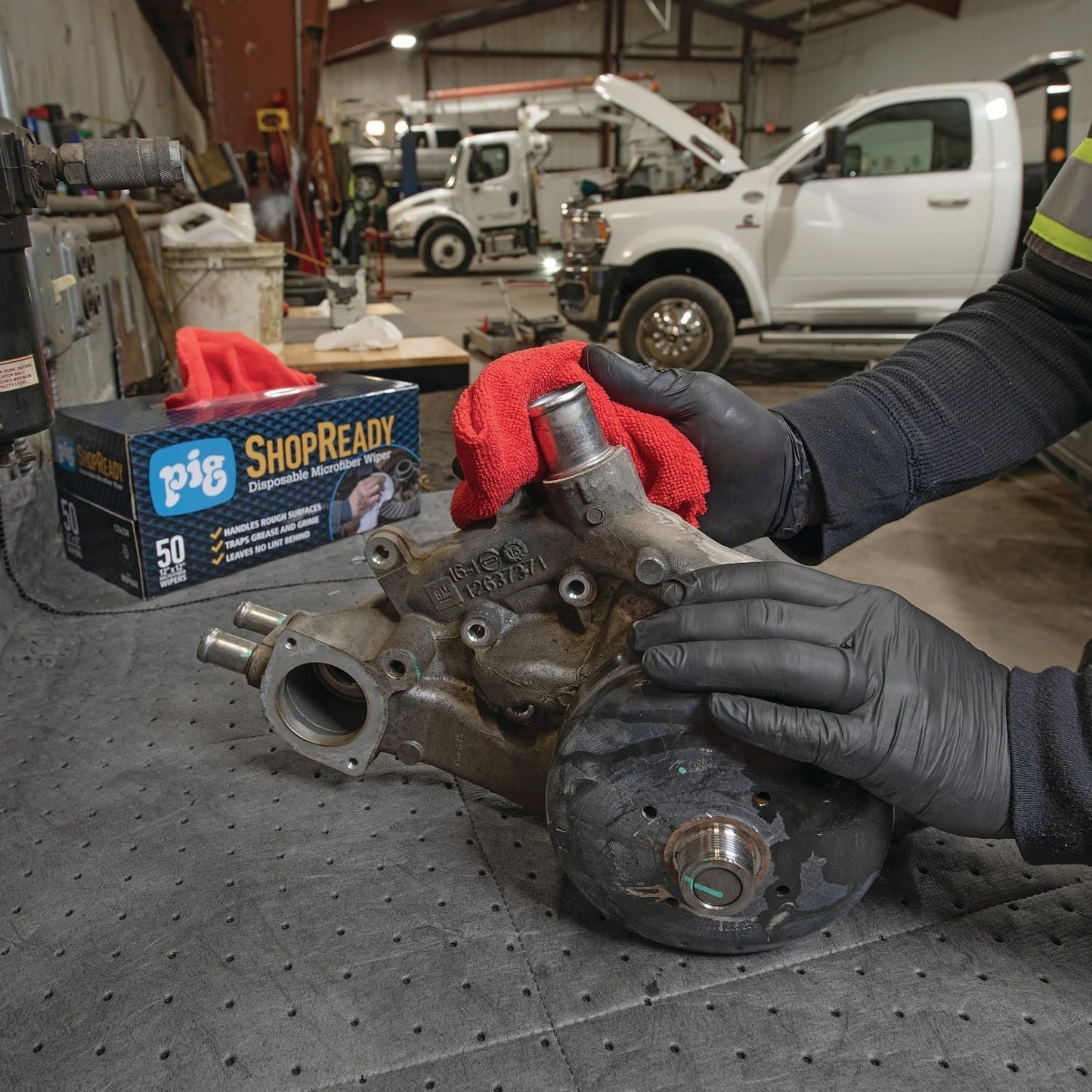 PIG ShopReady Microfiber Wipers| Durable Low-Lint Microfiber Rags | 50 per box | 12" W x 12" L | Red | PM50808-RD