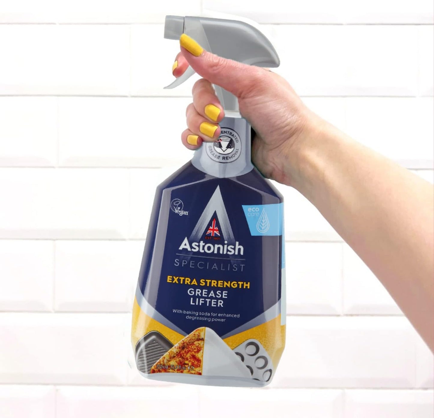 Astonish Specialist Extra Strength Grease Lifter With Baking Soda - No Scrub De-Greaser Formula For Kitchen Surfaces, Trays & Pans - Vegan Cruelty Free Household Cleaning Supplies, 750ml Spray Bottle