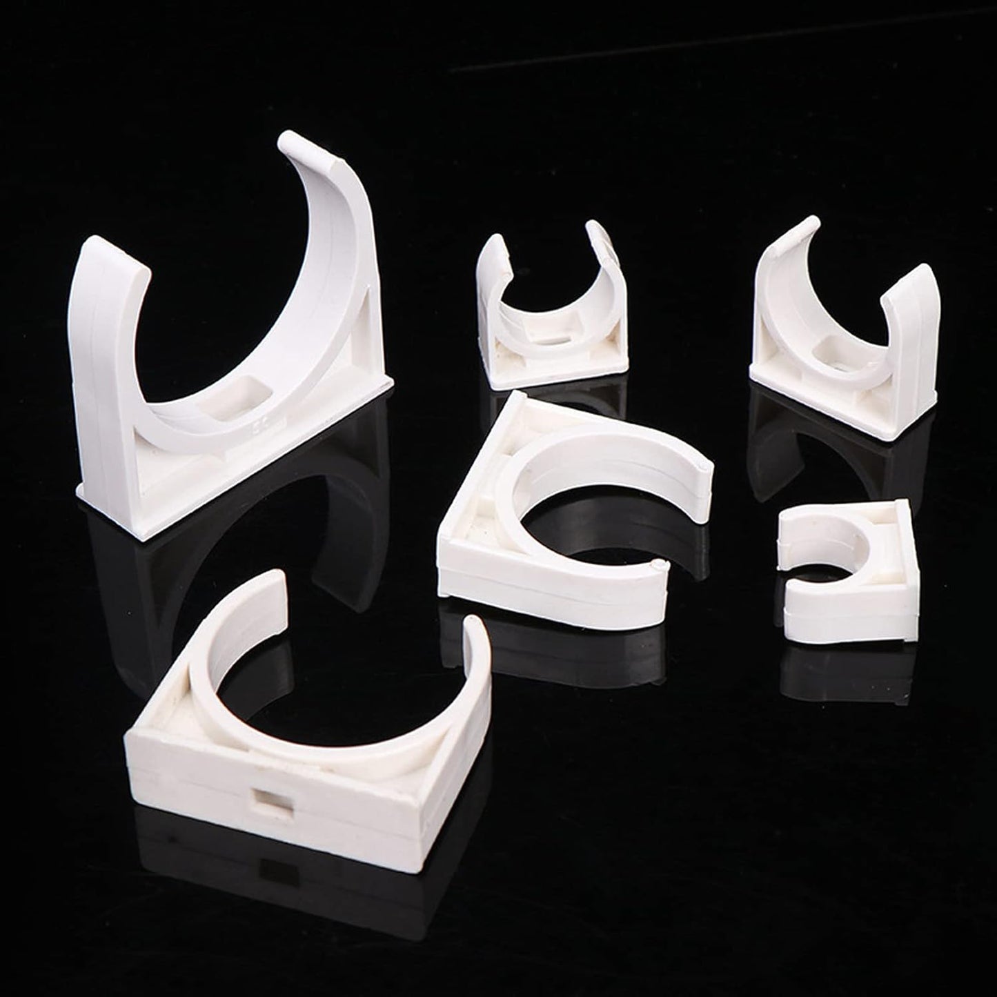 30 Pcs U-Shaped PVC Water 32mm Pipe Clamps Clips, U-Shaped Buckles Fit for 1-1/4" (32mm) Water Pipes and TV Trays Tubing Hose Hanger Support Pex Tubing （White 32mm）