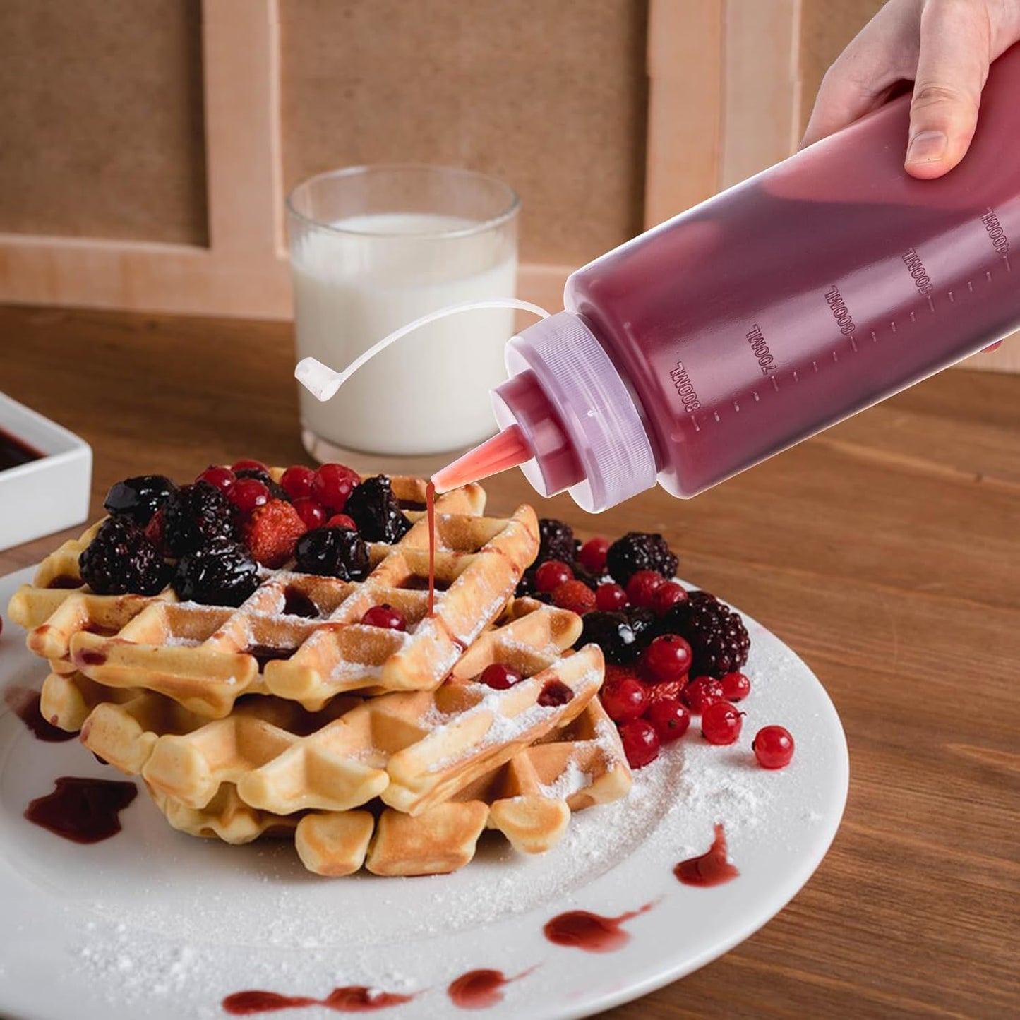 Squeeze Bottles for Sauces 2 Pack, 27 Ounce 800ml Plastic Dressing Squirt Bottles with Cap Lids, Condiment Bottle for Liquids BBQ Dressing Pancake Art Dispenser