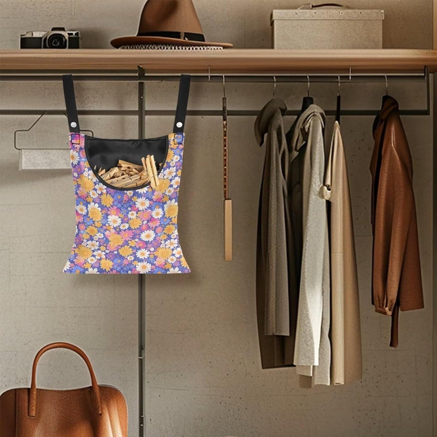 Clothespin Bag with Hanging Rope for Home Outdoor，Laundry Hanging Bag Fits Clothes Lines for Hanging Clothes Outside Balcony Bathroom Corridor Yard - Daisy Floral