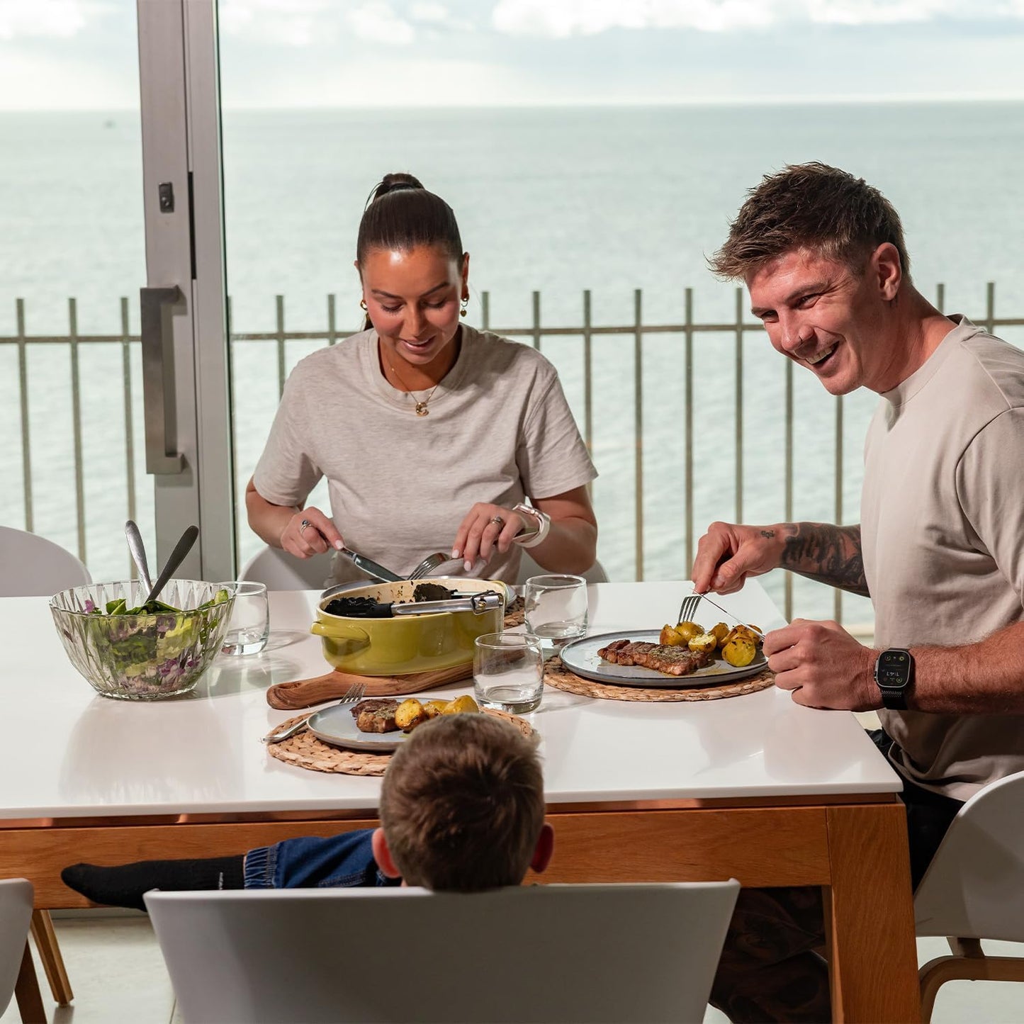 TrendPlain 16oz/470ml Blue Glass Olive Oil Sprayer for Cooking - 2 in 1 Olive Oil Dispenser for Kitchen Gadgets, Air Fryer, Salad, and BBQ - Black & Green