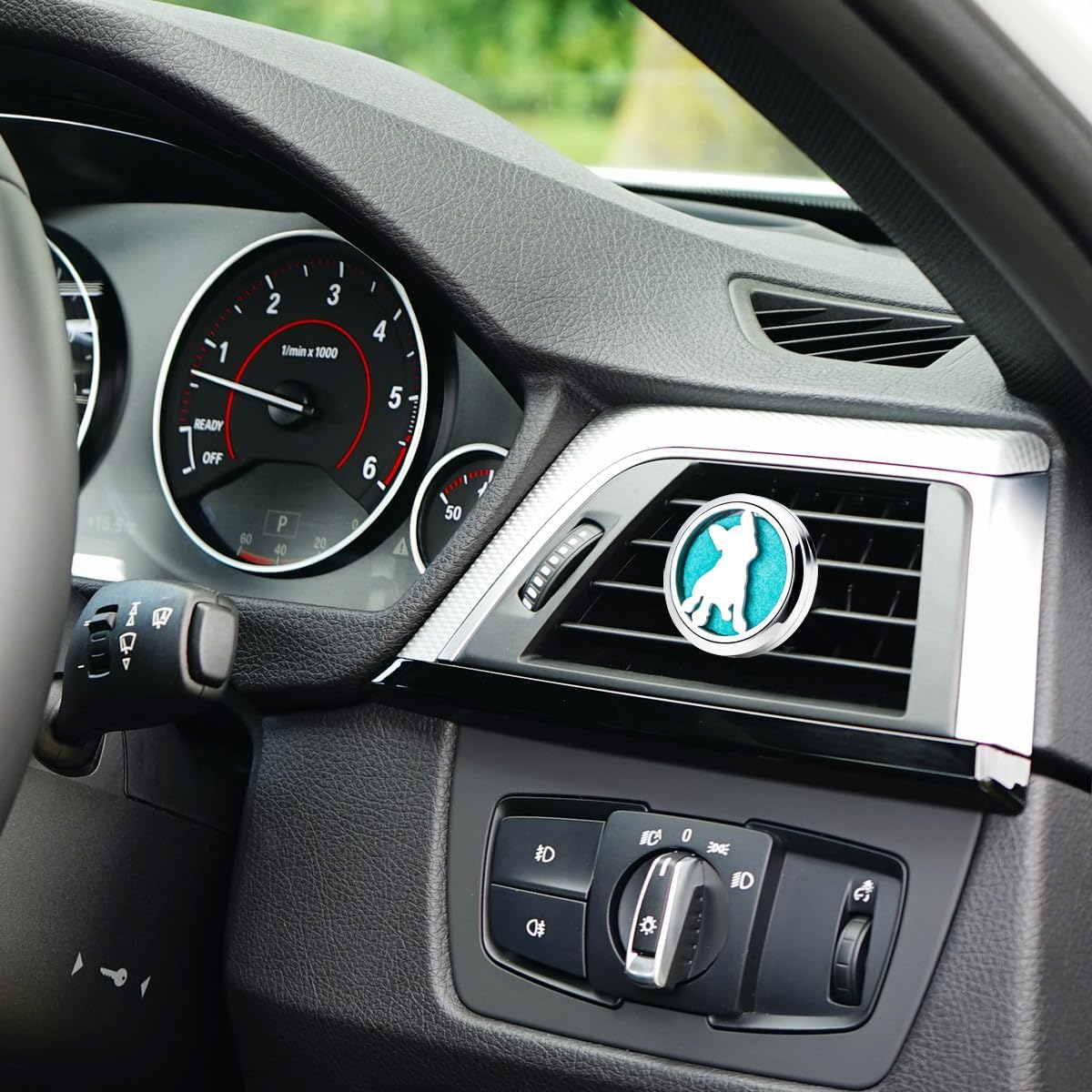 Dog Car Diffuser Vent Clips Essential Oil Car Diffuser Aromatherapy Vent Clip Air Freshener Car Accessories for Women Mother's Birthday with 10 Refill Pads