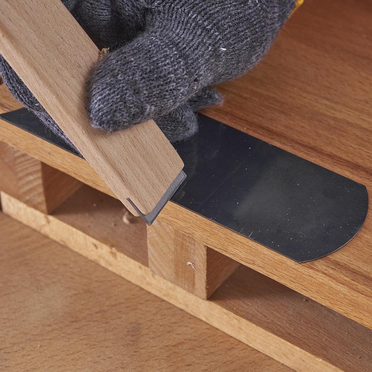 New Cabinet Scraper Cards and Cabinet Scraper Burnisher with 6 Piece Multi-Shaped Scraper Set 1 Oval 2 Double Convex/concave 1 Rectangle 1 Curved and 1 Gooseneck Scraper (HTCSCS07)