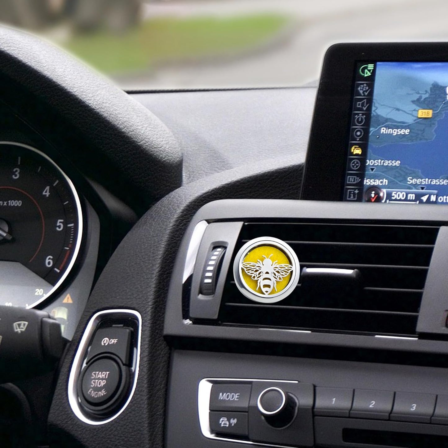 Car Diffuser Vent Clip 30mm Aromatherapy Essential Oil Automotive Diffuser Air Fresheners Vent Clips Car Accessories for Women Birthday Gifts (Bee)