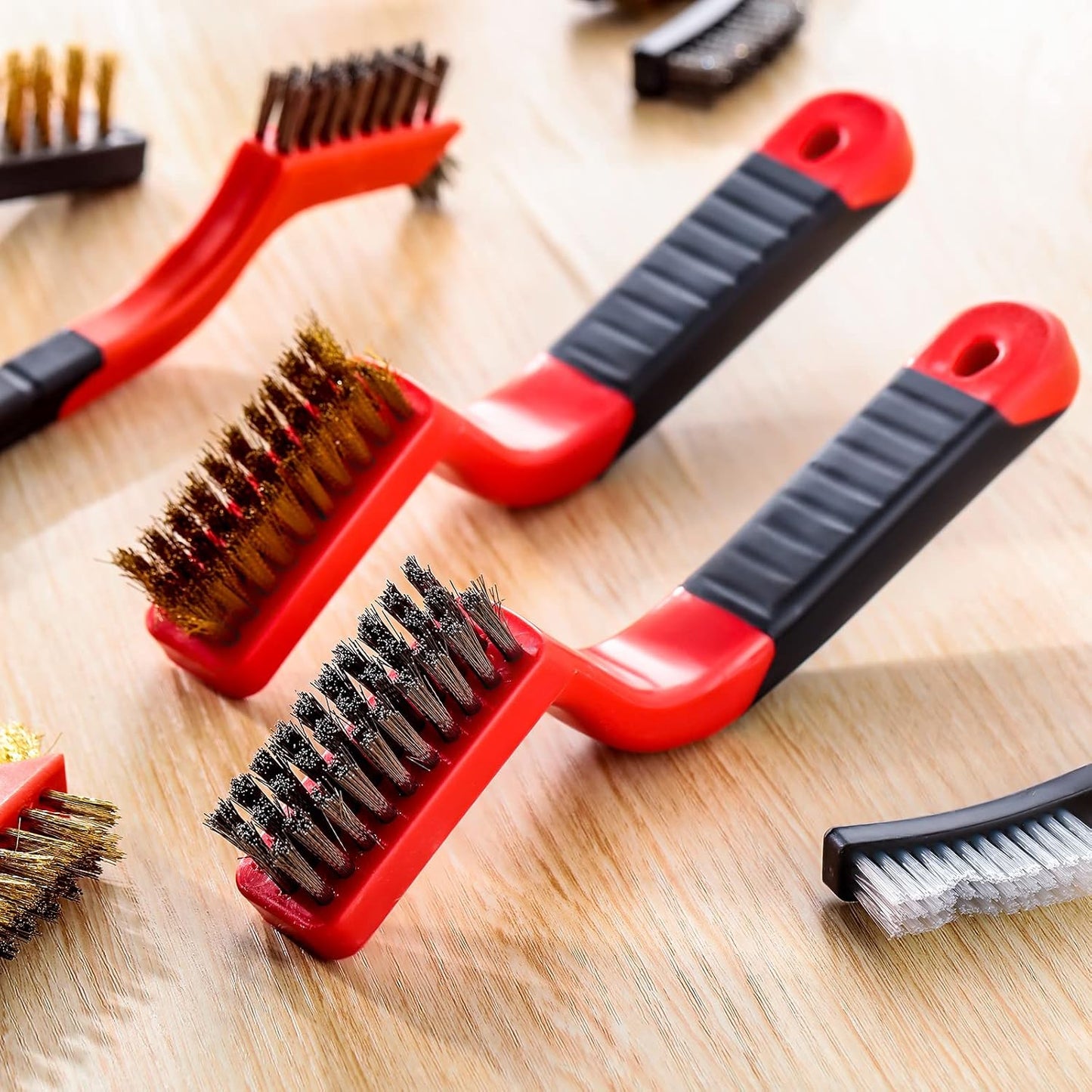 Sumind 60 Pcs Wire Cleaning Brush Set Nylon/ Stainless Steel/ Brass Metal Brush with Curved Handle Grip Paint Remover for Cleaning, Rust, Drill, Scrub, Grout Cleaner Tool (Red and Black)