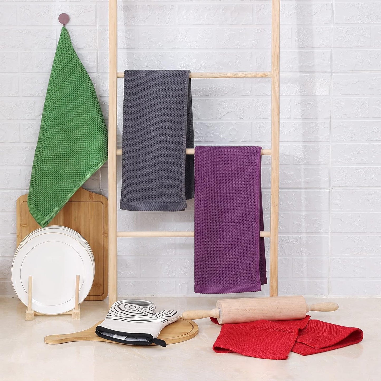 Homaxy 100% Cotton Waffle Weave Kitchen Dish Towels, Ultra Soft Absorbent Quick Drying Cleaning Towel, 13 x 28 Inches, 4-Pack, Grass Green