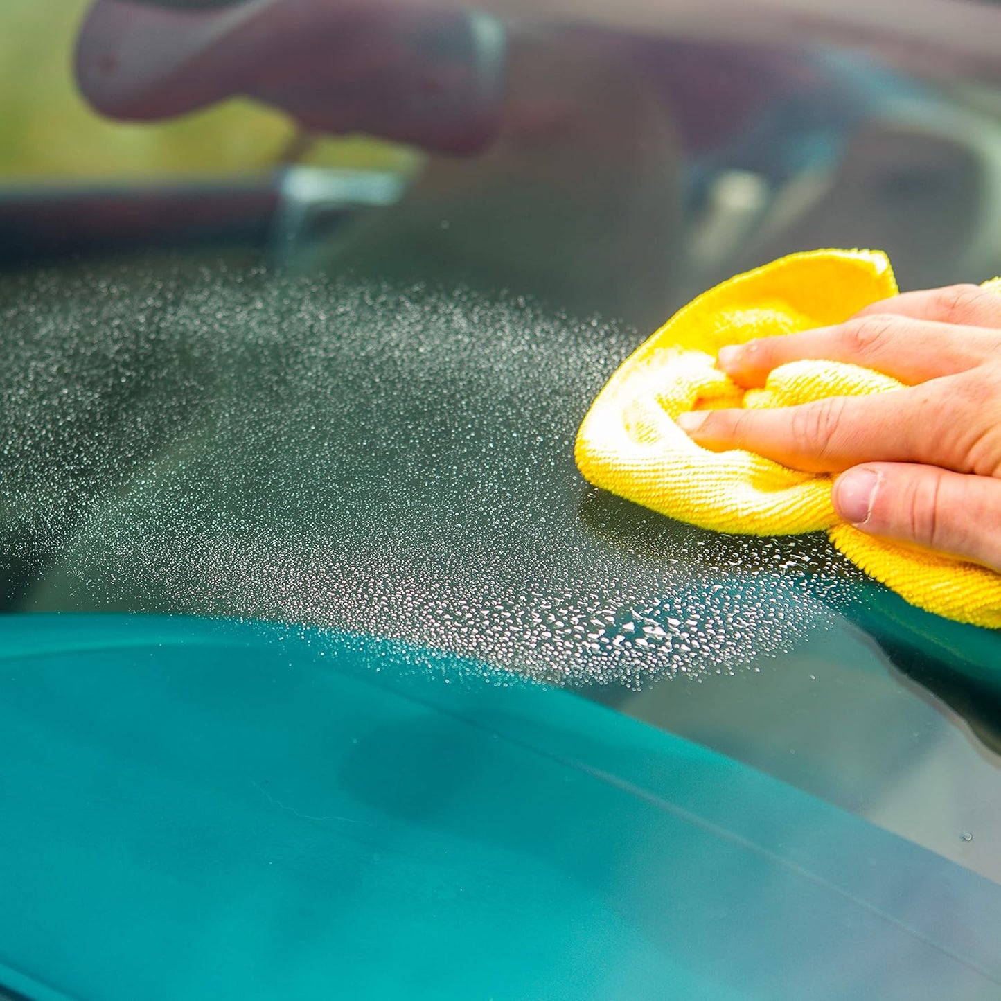 Invisible Glass 91163-3PK Premium Aerosol Glass and Window Cleaner for Auto and Home, Streak-Free, Ammonia-Free, Tint-Safe, 15 oz (Pack of 3)