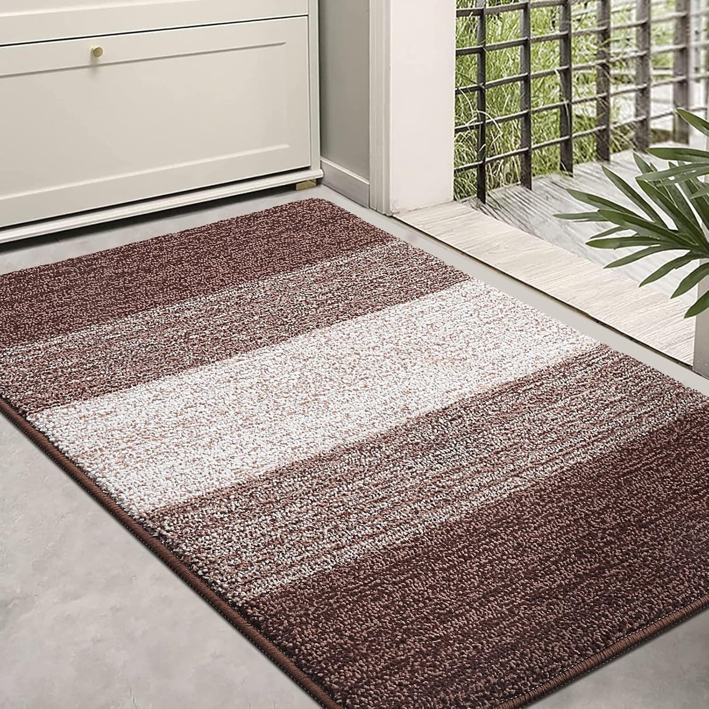 Kitinjoy Indoor Outdoor Door Mat, 36x24 Non-Slip Absorbent Dirt Trapper, Low-Profile Washable Inside Entrance Front Floor Mat, Sturdy Soft Entry Doormats for Entryway, Brown