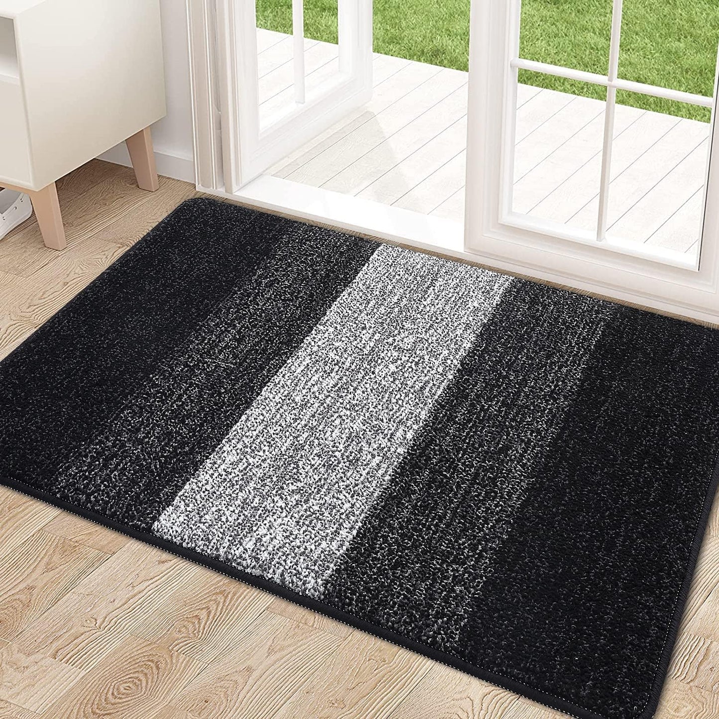 Kitinjoy Indoor Outdoor Door Mat, 32x20 Non-Slip Absorbent Dirt Trapper, Low-Profile Washable Inside Entrance Front Floor Mat, Sturdy Soft Entry Doormats for Entryway, Black