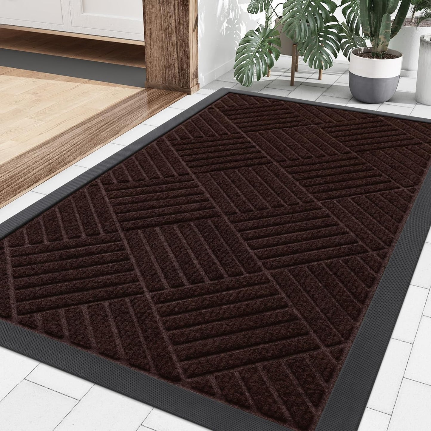 Smiry Front Door Mat Outside Entrance, Heavy Duty Outdoor Indoor Natural Rubber Doormat, Non Slip, Trap Dirt and Moisture, Easy Clean, Low Profile Patio Porch Entryway Mat, 29.5x17, Pure Brown