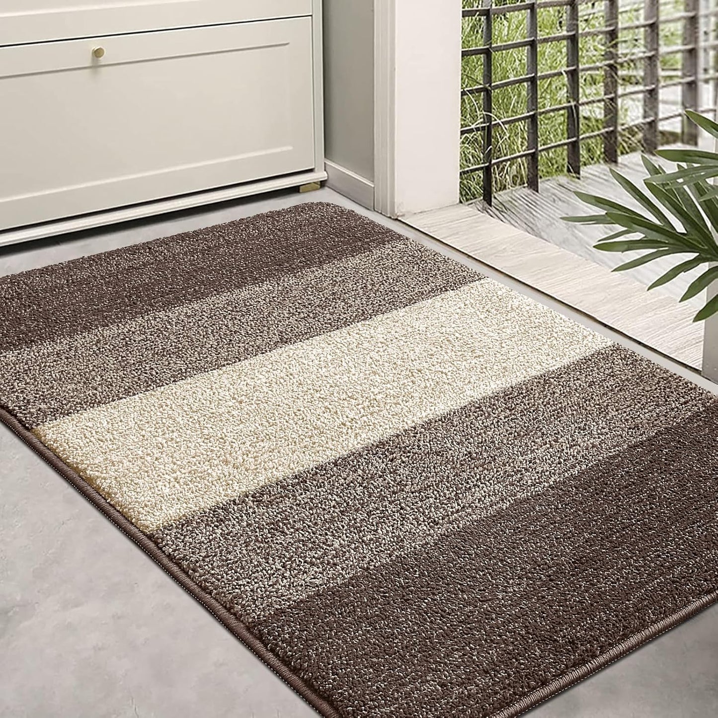 Kitinjoy Indoor Outdoor Door Mat, 36x24 Non-Slip Absorbent Dirt Trapper, Low-Profile Washable Inside Entrance Front Floor Mat, Sturdy Soft Entry Doormats for Entryway, Light Brown