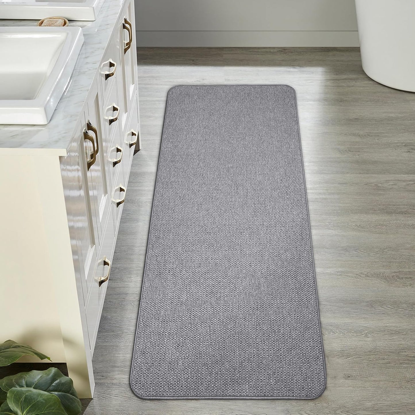 Bath Mat,Ultra Thin Bathroom Runner Rugs,Large Bath Mats for Bathroom,Quick Dry,Non-Slip,Machine Washable,Low Pile,Bath Rug,Shower Outside,Sink,Home Decor Accessories.Grey,1'5"x4'11"（17x59inch）